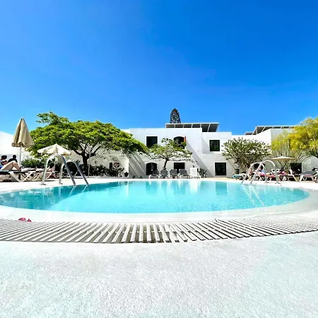 Two Bedroom, Wifi, Kitchen, 5min Playa Chica, Pool, Shopping * Puerto del Carmen (Lanzarote)