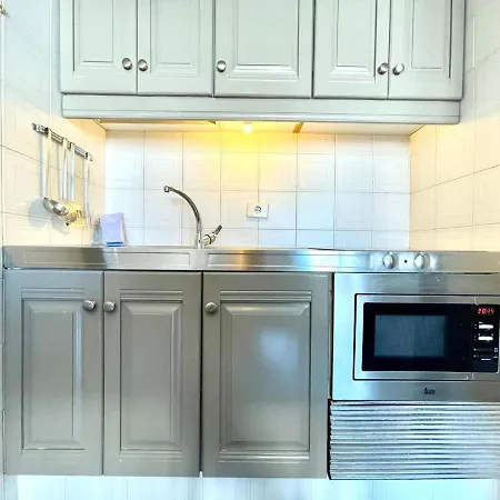 Daire Two Bedroom, Wifi, Kitchen, 5min Playa Chica, Pool, Shopping *