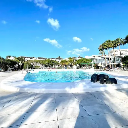 Apartment Two Bedroom, Wifi, Kitchen, 5min Playa Chica, Pool, Shopping Puerto del Carmen (Lanzarote)